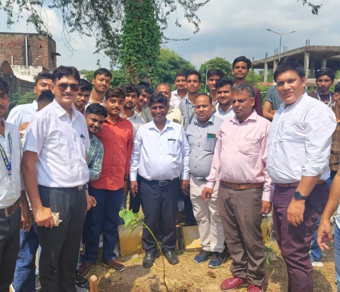 WhatsApp Image 2025-11-25 at 2.08.25 PM (1)